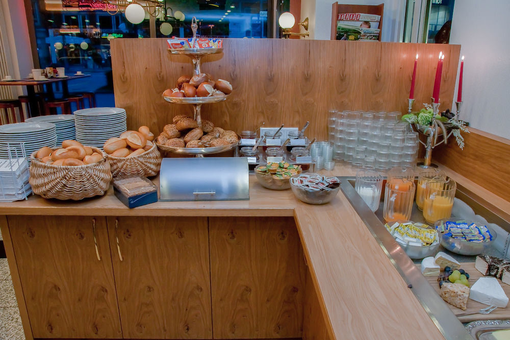 Conti Am Hauptbahnhof Hotel 3*